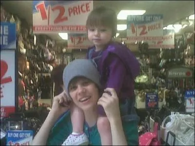 Comment se prnomme sa soeur ?