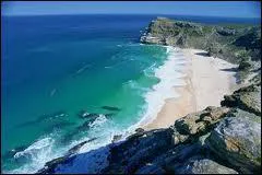 Quel Cap se situe le plus au sud du continent africain ?