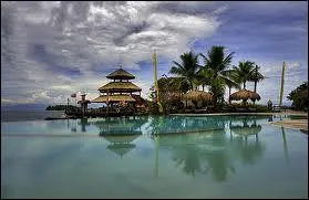 De quel pays l'le de Mindanao est-elle une des les principales ?