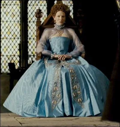 Dans quel film, dans lequel elle incarne une reine d'Angleterre, Cate Blanchett porte-t-elle cette robe d'poque ?