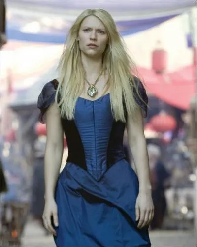 Dans quel film Claire Danes, qui joue une belle toile tombe du ciel, porte-t-elle cette robe ?