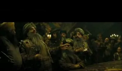 Qui vient de lui tirer dessus ?