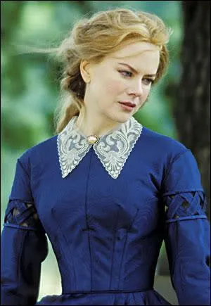 Dans quel film Nicole Kidman est-elle vtue de cette robe bleu saphir quelque peu svre ?