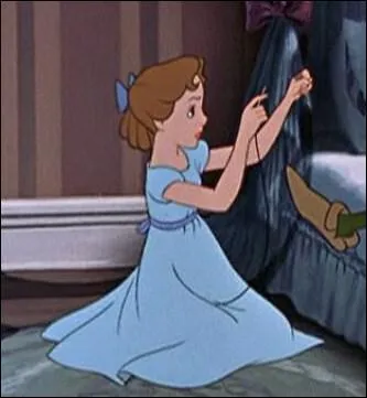Dans quel film la petite Wendy Darling porte-t-elle cette jolie robe ?