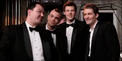 Saison 1 : Et pour le spectacle, de qui est il form finalement ?