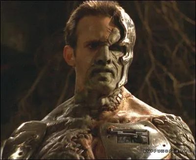 Quel est le numéro de chambre où Adam est enfermé ?