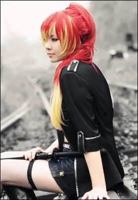 Cette jeune fille est 'cosplaye' en :