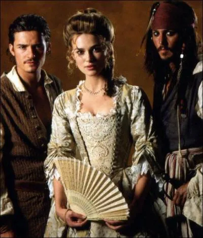 Dans quel chapitre de la saga 'Pirates des Carabes' Keira Knightley arbore-t-elle cette superbe robe au corset touffant ?