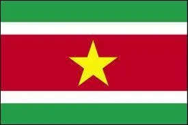 Le Suriname dont la capitale est Paramaribo est ...