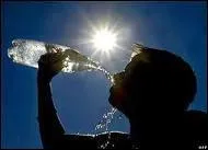 Canicule : se traduit par :