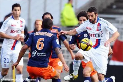 Lors de la quatrime journe, les Gones ont dcroch un succs prcieux face au leader montpellirain sur le score de 2-1. Quel joueur a inscrit le deuxime but lyonnais ?