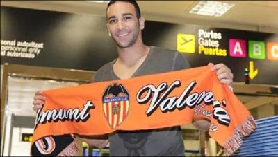 Adil Rami a marqu de la tte avec son nouveau club, le FC Valence, face au Racing Santander (4-3).