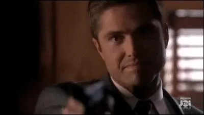 Comment s'appelait l'ancien petit ami de Grace, assassin de Todd Johnson, et qui tait par consquent un complice important de John le Rouge ?