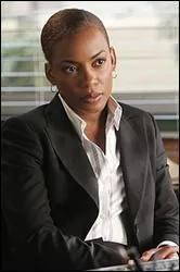 Cette personne, lui a succde en tant que directrice du CBI, qui est-elle ?