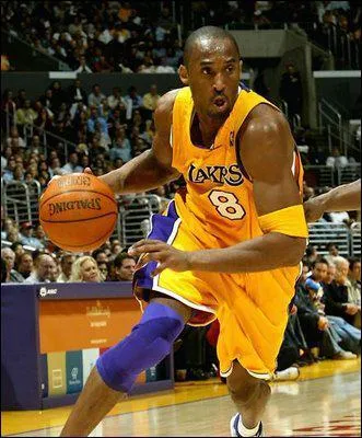 Le basketteur Kobe Bryant est surnomm...