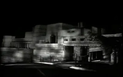 En 1959, un film traite d'un thme encore peu frquent  l'poque, celui de la maison hante. Ralis par William Castle, ce film s'appelle :