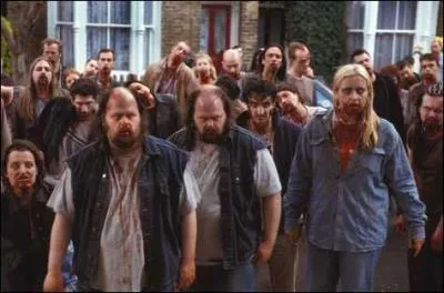 Un autre film de zombies sort galement en 2004. Il est ralis par Edgar Wright et est une parodie. C'est :