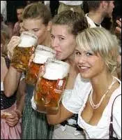 Ils se rassemblent par milliers pour en boire ... pas mal !