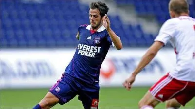 Miralem Pjanic a quitt les Gones pour rejoindre l'AS Roma. Le transfert est d'environ...