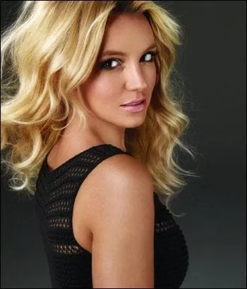 Qui est cette chanteuse ?