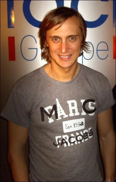 Qui est ce chanteur ?