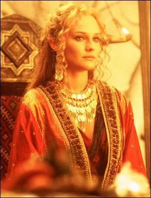 Dans quel film Diane Kruger, prnomme Hlne pour l'occasion, porte-t-elle cette jolie tunique rouge ?