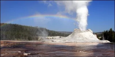 Comment est l'eau du geyser ?