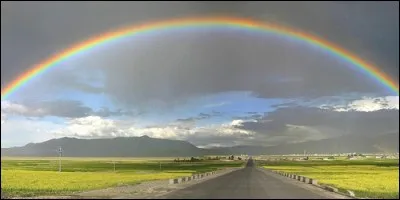 Dans un arc-en-ciel, quel est le rang de la couleur indigo ?