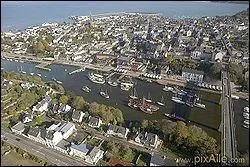 Question très difficile ! Douarnenez produit un excellent gâteau au beurre :