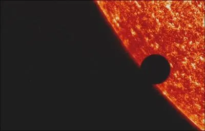 Comment s'appelle cet vnement qui s'est pass en 2004 et qui se reproduira en 2012 et dans les annes  venir ?