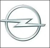 Quelle est cette marque de voiture ?