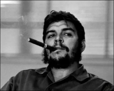Il a notamment t un dirigeant de la gurilla cubaine, qu'il a thorise et tent d'exporter vers d'autres pays. Il s'appelle...