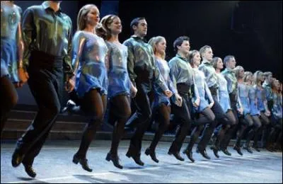 Le peuple de ce pays adore danser, la danse la plus connue est...