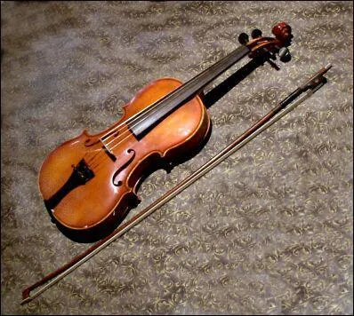Et ce violon que l'on appelle un...