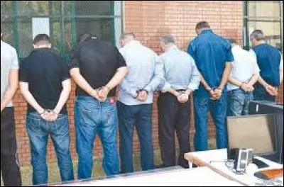 On pourrait coffrer toute la bande mais on a un souci : le chef ne veut pas avouer les méfaits.