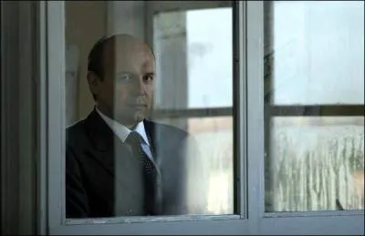 Dans son film, 'Le caman' en 2006, de quel homme politique Nanni Moretti fait-il la satire ?