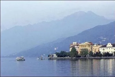 Sur quel lac a-t-il neig selon la chanson de Mort Shuman ?