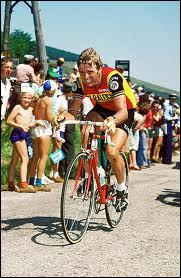 Quel coureur est devenu champion du monde en 1975 en Belgique ?
