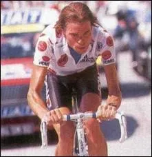 Qui fut le dernier vainqueur batave au sommet de l'Alpe d'Huez en 89 ?