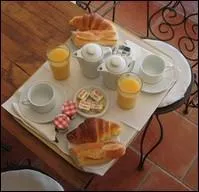 Rien de tel pour bien commencer la journe, un bon petit...