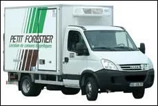 Que trouve-t-on derrire la marque, ' Le Petit Forestier' ?