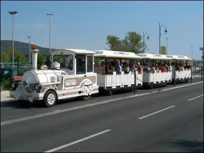 Le Petit Train est une chanson...