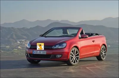 Ce cabriolet est ... .