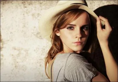 Que dit  Hermione l'pouvantard qu'elle voit ?