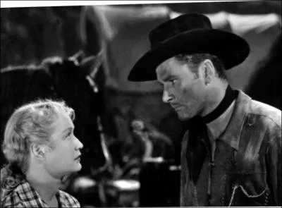 Il joue le rle du Capt. Kerry Bradford dans 'La charge hroque' en 1940 sous la direction de Michael Curtiz.