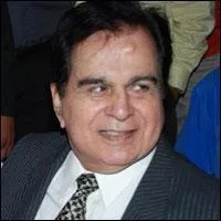 Je suis un des plus grands acteurs indiens. Dans la version de 1955 de 'Devdas', j'ai jou Devdas. Qui suis-je ?