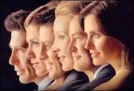 Retrouve la srie qui correspond  cette photo :