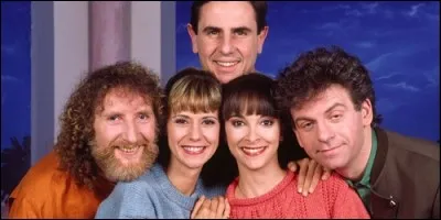 Quelle émission pour les enfants a connu un grand succès entre 1987 et 1997 grâce à son équipe d'animateurs ?