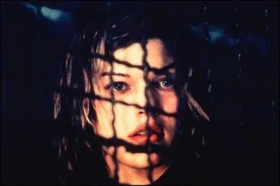 Milla Jovovich est Alice dans  Resident Evil , mais quel est le nom de famille d'Alice ?