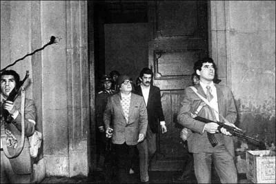 Quel prsident chilien s'est suicid suite  un coup d'Etat le 11 septembre 1973 ?